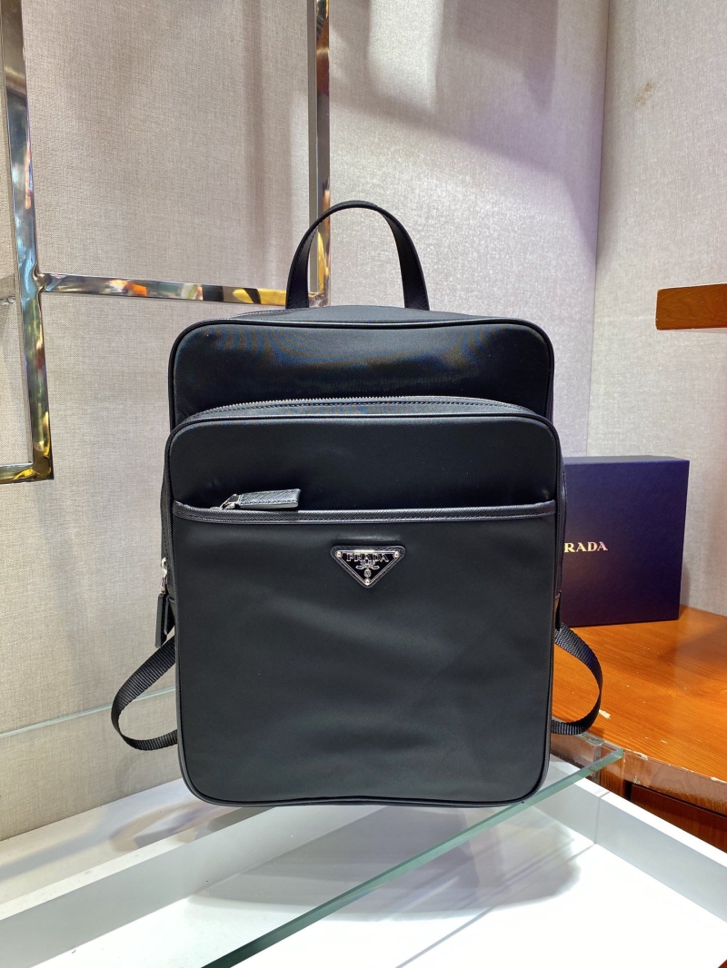 Pra*a backpacks